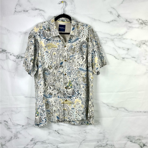 Tommy Bahama Other - TOMMY BAHAMA 100% Silk Paisley Floral Button-down